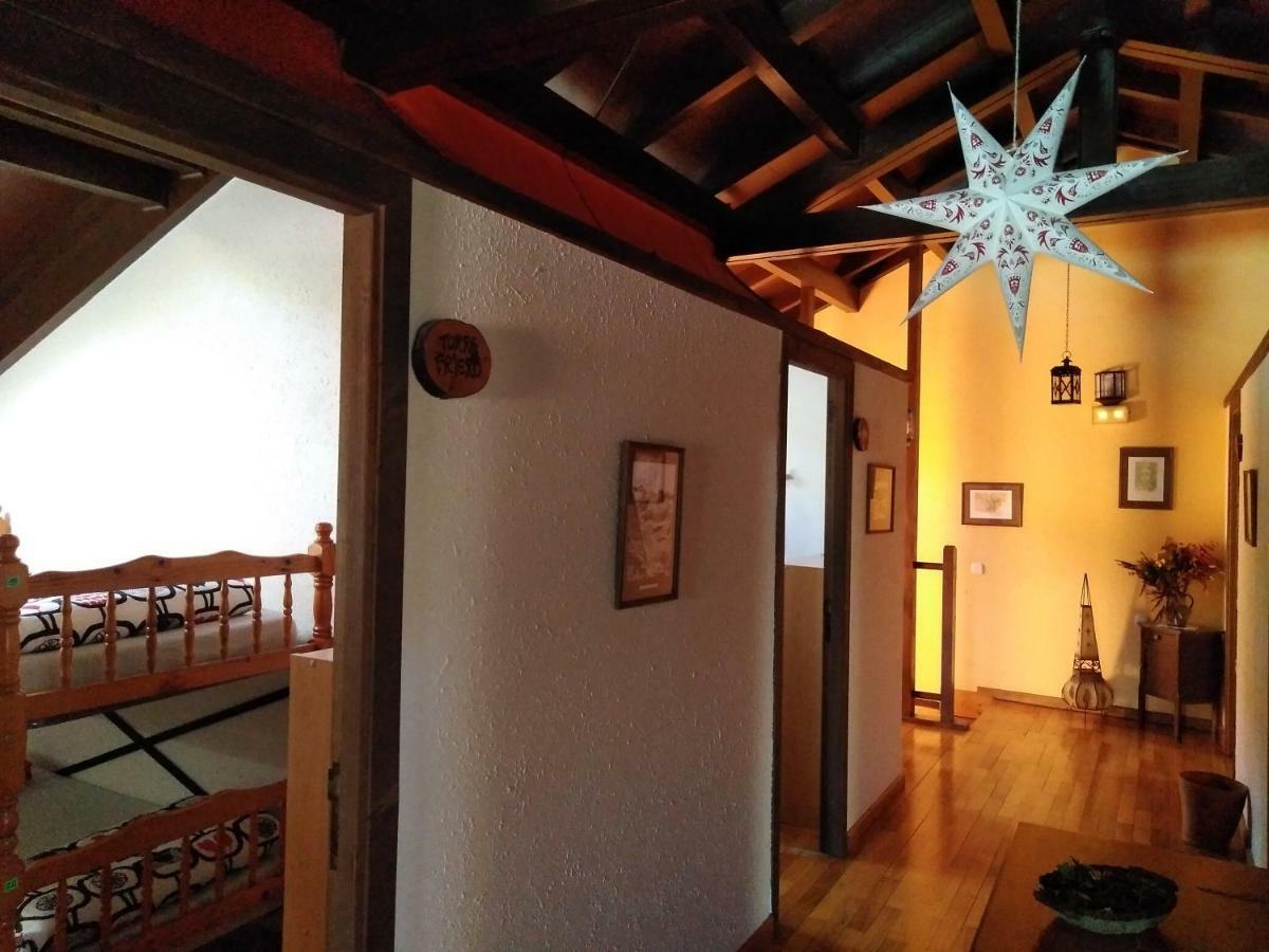 Refugio La Ardilla Real Hostel Posada De Valdeon Buitenkant foto
